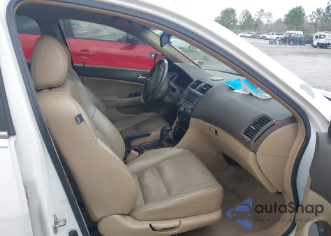 2006 Honda Accord 2.4 Ex z USA, uszkodzony, nr VIN 1HGCM56826A087108